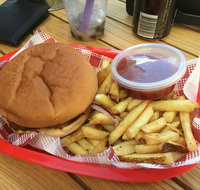 Gracie Burger - Mackay Tourism