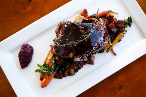 Kareela Hutte Restaurant - Mackay Tourism 0