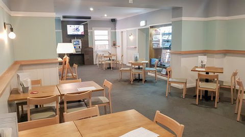 Australian Hotel Yass Bistro - Mackay Tourism 0