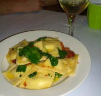 Friends Pizza Restaurant - Mackay Tourism