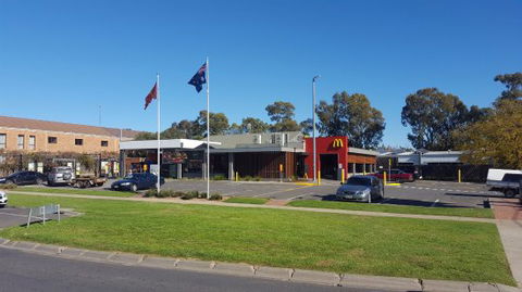 Mcdonald's Family Restaurants - Mackay Tourism 0