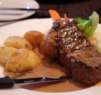 Royal Hotel Oberon - Mackay Tourism