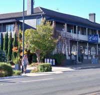 Coachwood  Cedar Motor Hotel Restaurant - Mackay Tourism