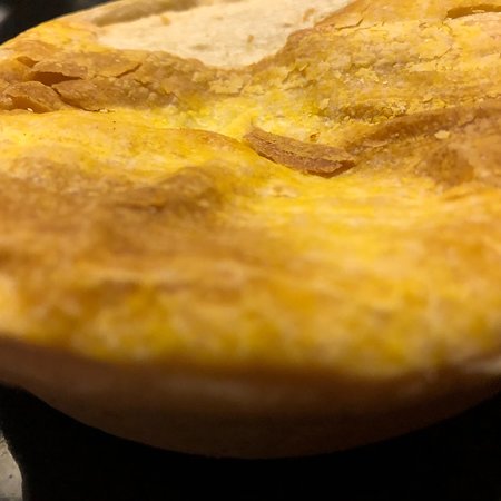 Guyra Country Fresh Hot Bread Shop - Mackay Tourism 0