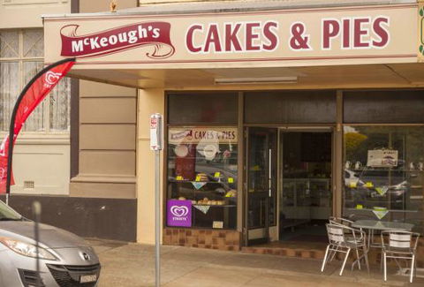 McKeoughs Cake Shop - Mackay Tourism 0