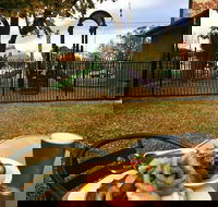 The Riverina Hotel Restaurant - Mackay Tourism