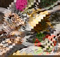 Mister Zee's Middle Eastern Charcoal Chicken  Grill - Mackay Tourism