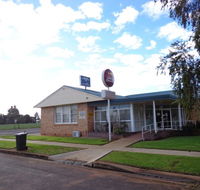 Goolgowi Ex- Servicemen's Memorial Club - Mackay Tourism