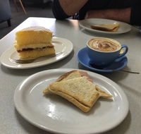 TT's Cafe
