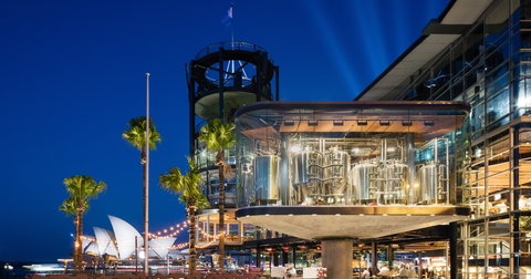 The Squire's Landing - Mackay Tourism 1