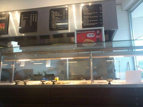 South Parade Charcoal Chicken - Mackay Tourism 0