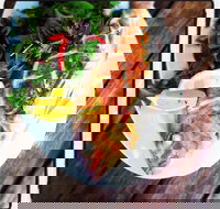 Lifeboat Seafood - Mackay Tourism