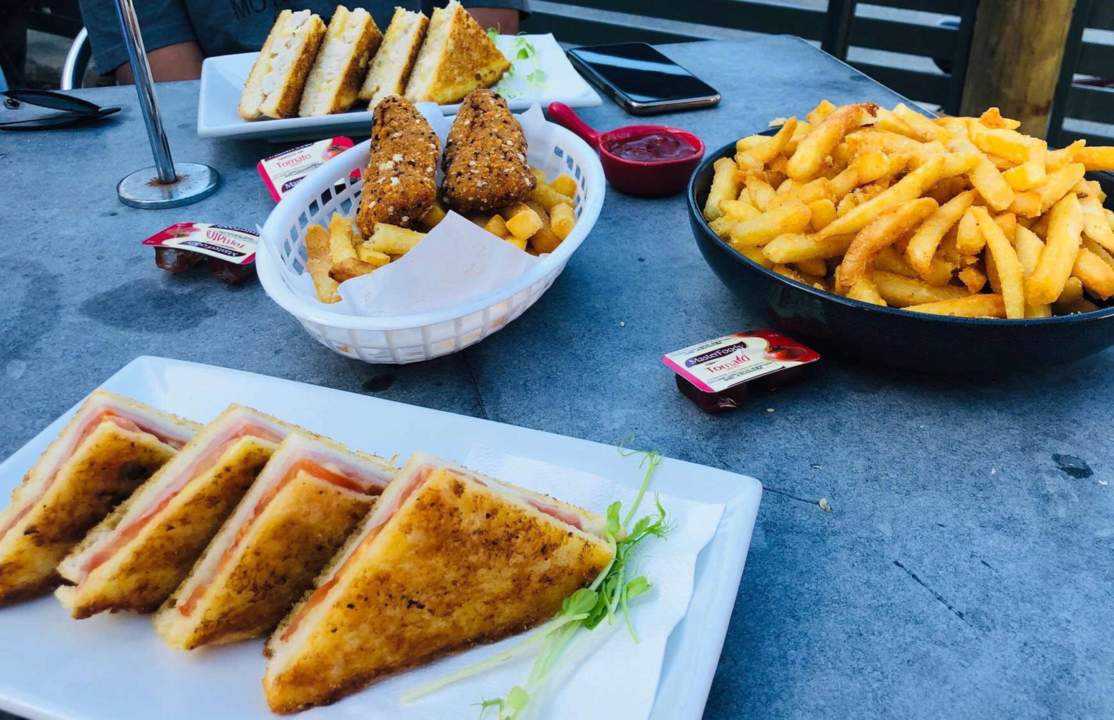 Nilgen WA Mackay Tourism