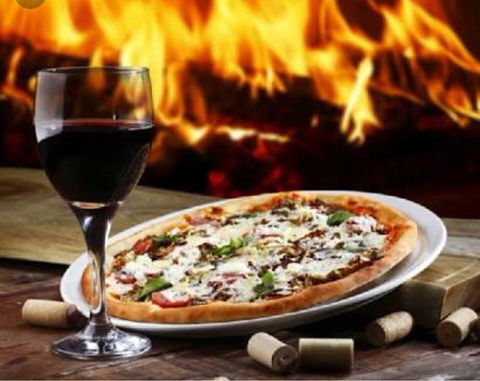 Winmalee Pizza - Mackay Tourism 0