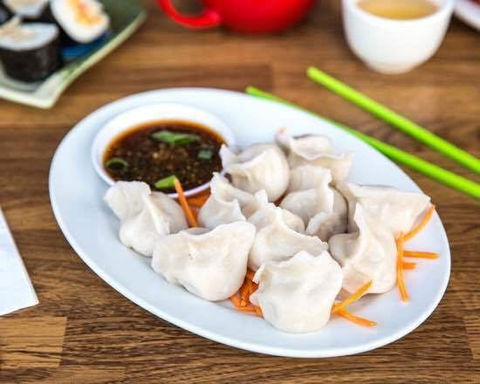 YoYo Noodle Sushi Dumpling Bar - Mackay Tourism 0