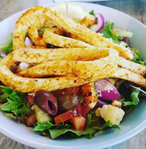 Mangroves Bar & Grill - Mackay Tourism 0