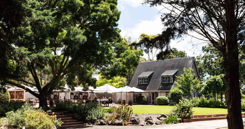 Scotchmans Hill - Mackay Tourism 0