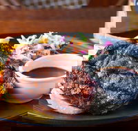 Pineapple Hotel - Park Bar - Mackay Tourism