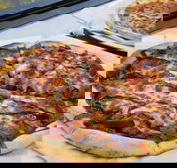 Queens Pizza - Mackay Tourism