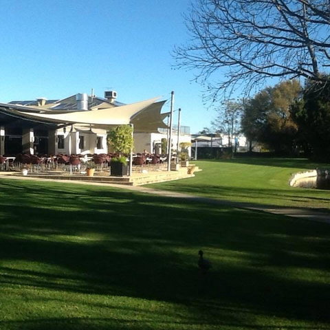 Ramon's At Willow Pond - Mackay Tourism 0