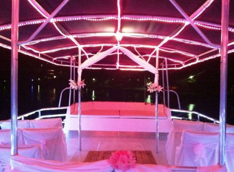 Seafood Cruise Mooloolaba - Mackay Tourism 0