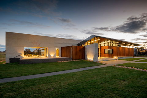 Shaw Wines - Mackay Tourism 1