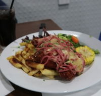 Palm  Pawn - Mackay Tourism