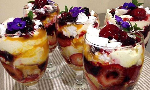 Secrets On The Lake - Mackay Tourism 9