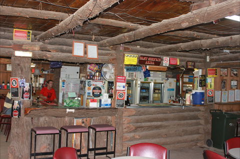 Grawin Opal Miners Sports And Recreation Club - Mackay Tourism 2