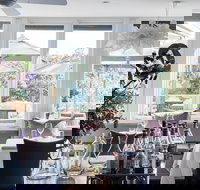 Lake House Restaurant - Mackay Tourism