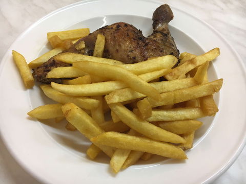 Northcote Plaza Charcoal Chicken - Mackay Tourism 0