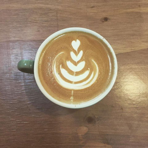 One For The Crow - Mackay Tourism 0