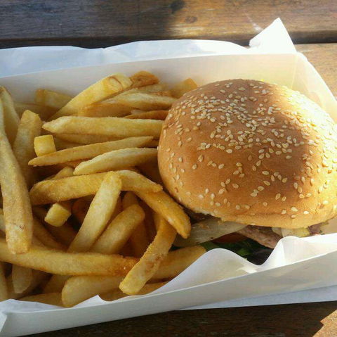 7th Avenue Fish & Chips - Mackay Tourism 0
