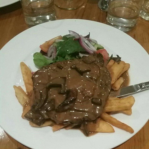 Bolter's Grill - Mackay Tourism 0
