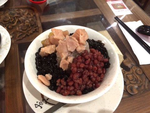 Hazel Tea Shop - Surfers Paradise - Mackay Tourism 0