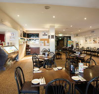 Palm Beach Hotel - Mackay Tourism