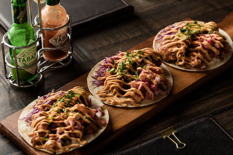 White Oaks Saloon Bar And Dining - Mackay Tourism 2