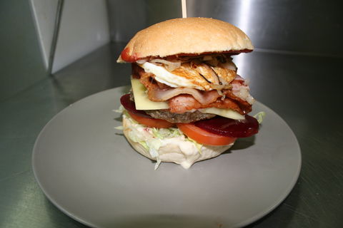 Cruisers Hub Cafe - Mackay Tourism 1