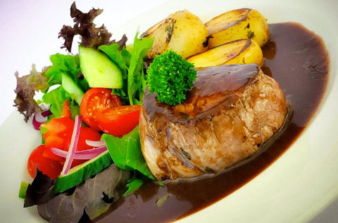 Sunset Waterfront Cafe Bar & Grill - Mackay Tourism 0