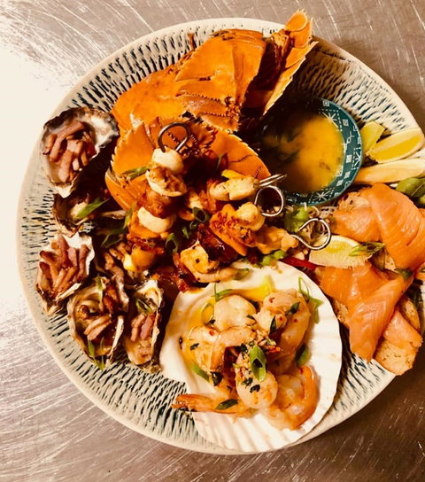 Pandanus Garden Bar And Restaurant - Mackay Tourism 0