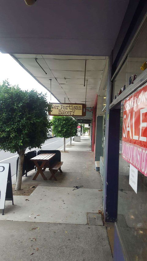Le's Vietnamese Street Food Restaurant - Mackay Tourism 0