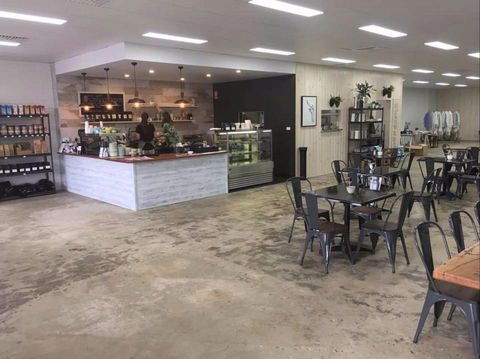 S & AJ - Mackay Tourism 2