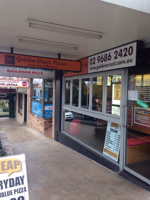 Golden Crust Pizza - Baulkham Hills - Mackay Tourism 0
