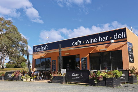 Pasini's - Mackay Tourism 0