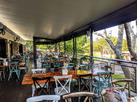 Queens Park Cafe - Mackay Tourism 2