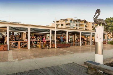 The Wharf Bar And Restaurant - Mackay Tourism 0
