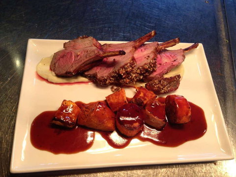 Jack Caddy's Ale Bar & Bistro - Mackay Tourism 0