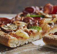 Domino's - Launceston - Mackay Tourism