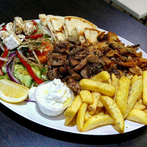 Elate Gyros + Souvlaki Bar - Mackay Tourism 0