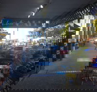 Lou's Cafe Restaurant - Mackay Tourism